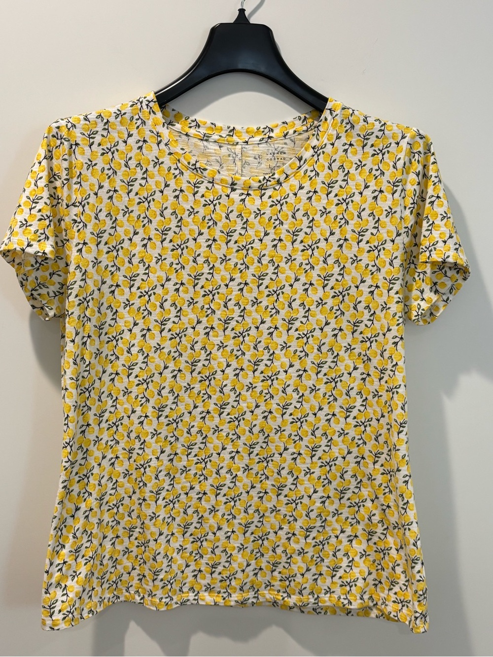 LC Lauren Conrad Lemon Print Short Sleeve Tee Size Large